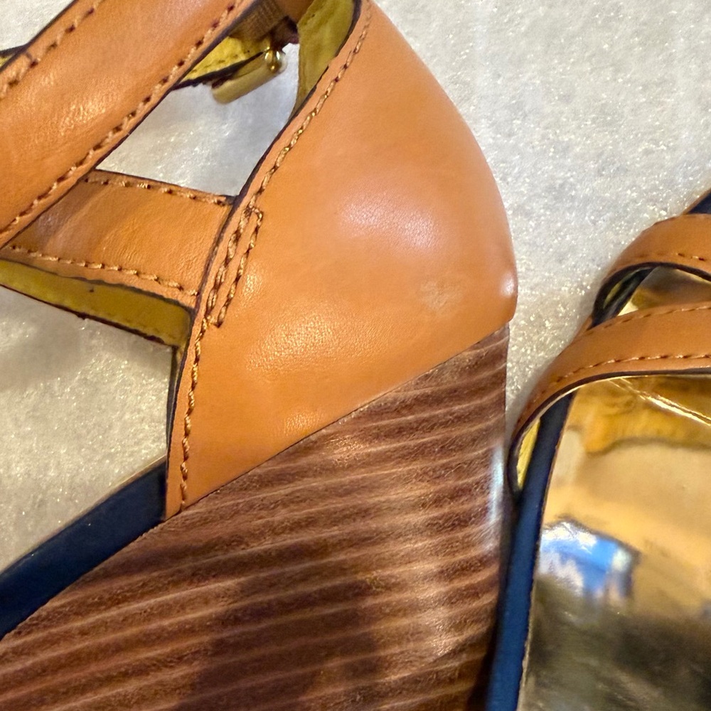Coach CORETTA VEGAN Leather Wedge Heels in ginTan and Gold Strappy Heels in Ging - Picture 11 of 13